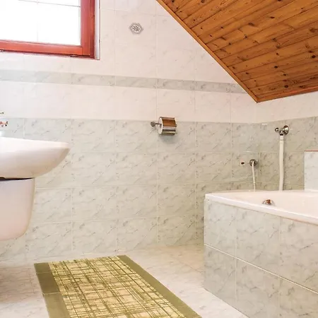 Stunning In W/ Outdoor Swimming Pool And 3 Bedrooms * Balatonmáriafürdő